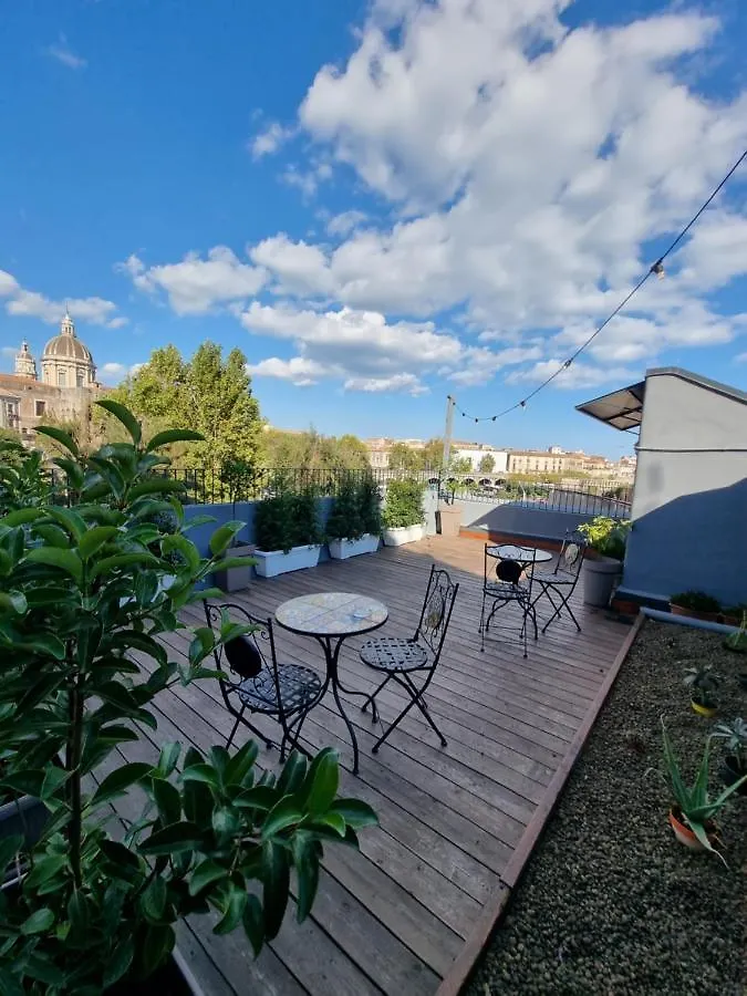 Casa Tua Suites Katania Nocleg ze śniadaniem